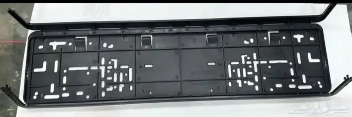 للبيع قاعده لوحه طويله وإطار لوحه طويل 84