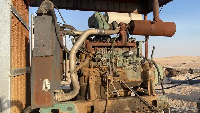 مكينة فولفو 306 على الشرط 2
