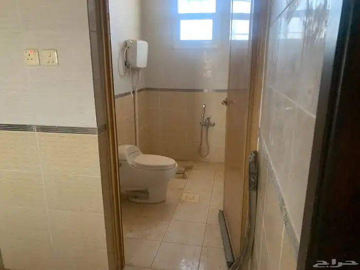 استراحه كبيره للبيع بالدوادمي 4