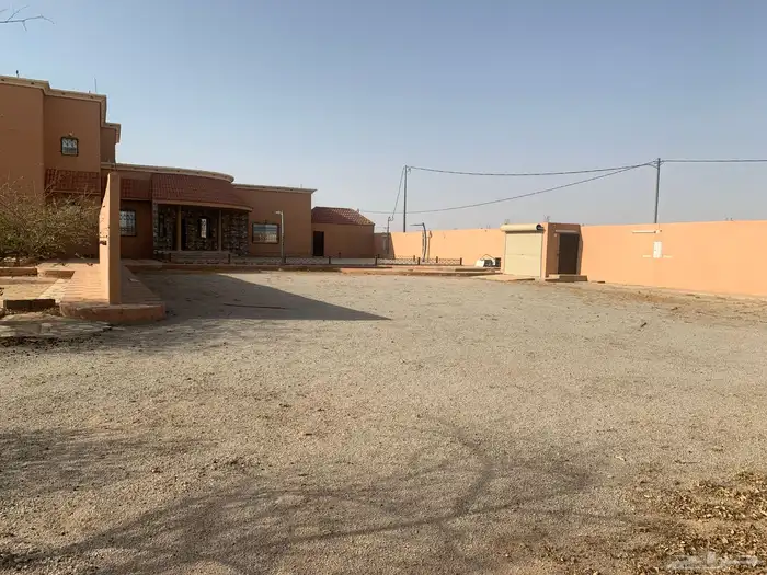 استراحه كبيره للبيع بالدوادمي 2