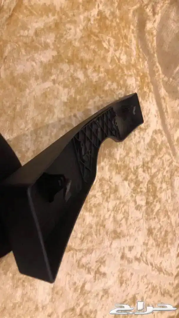 للبيع قاعده لوحه طويله وإطار لوحه طويل 61