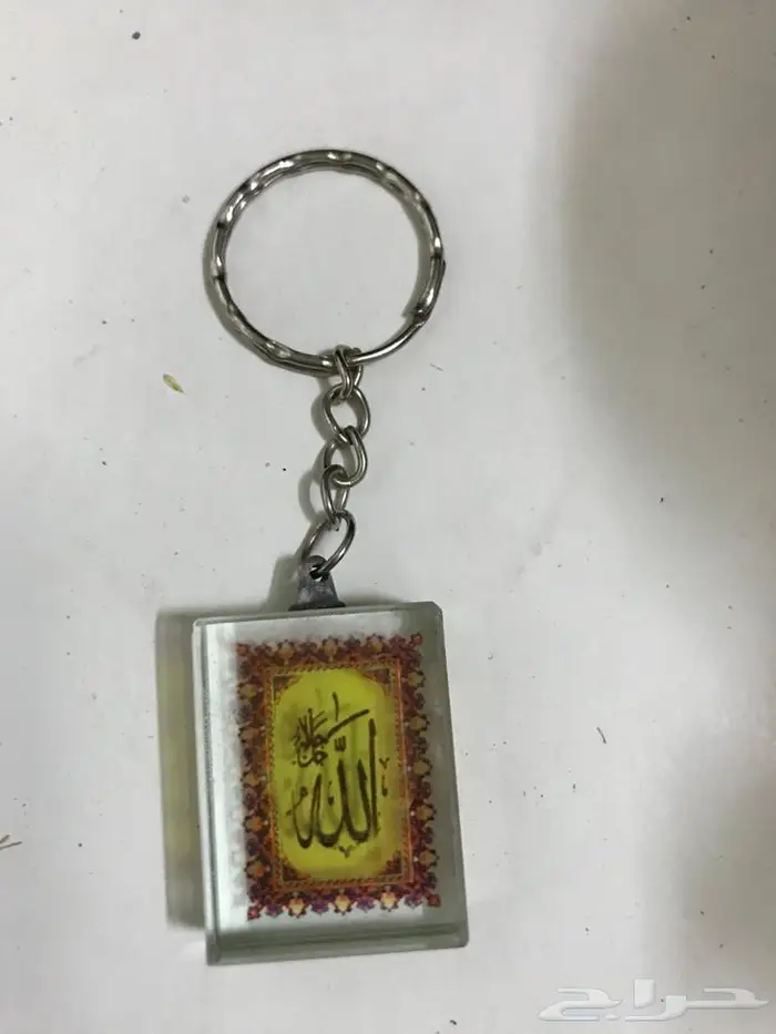 سلاسل وعقود وميداليات مخزنه 17