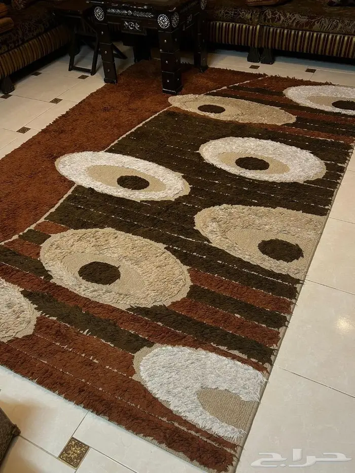 طاولة قهوه وسجاد 1