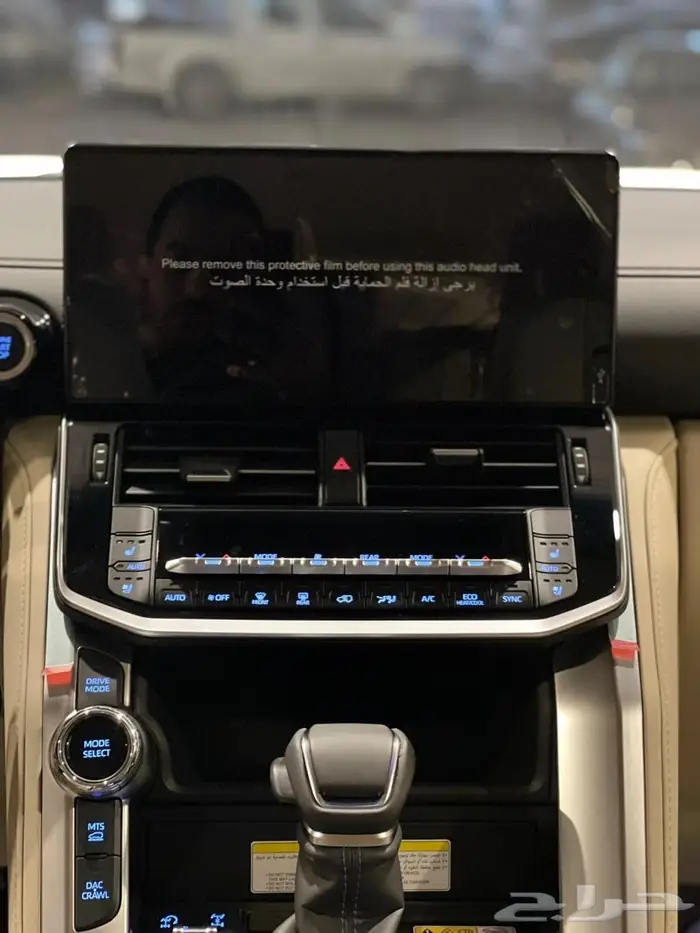 تويوتا لاندكروزر VX بنزين 2025 16