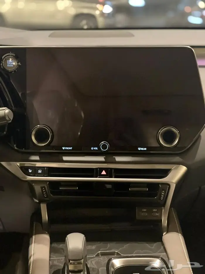 لكزس RX350 BB 2025 ( لون اسود وتيتانيوم داخلي اسبريسو ) 16