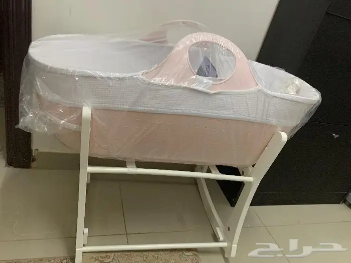مهد لحديثي الولادة 0