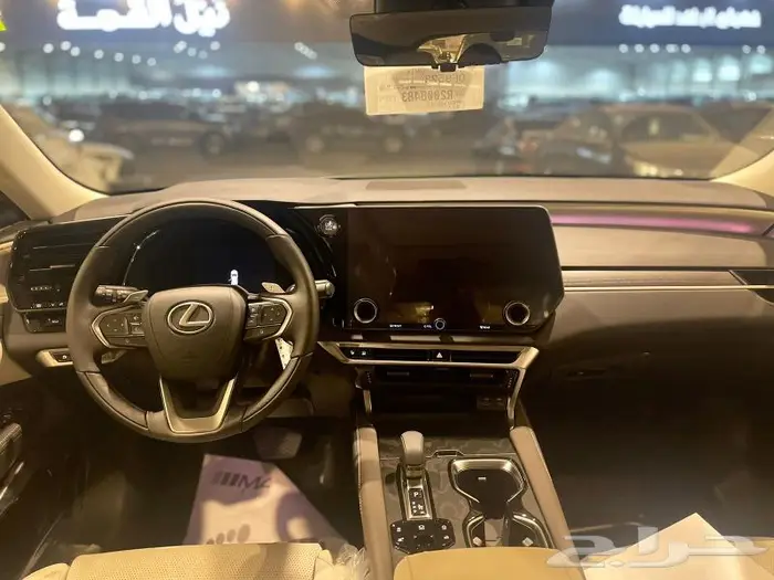 لكزس RX350 BB 2025 ( لون اسود وتيتانيوم داخلي اسبريسو ) 5