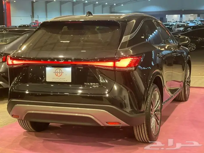 لكزس RX350 BB 2025 ( لون اسود وتيتانيوم داخلي اسبريسو ) 6