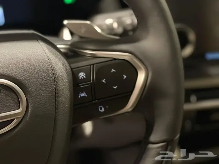 لكزس RX350 BB 2025 ( لون اسود وتيتانيوم داخلي اسبريسو ) 12