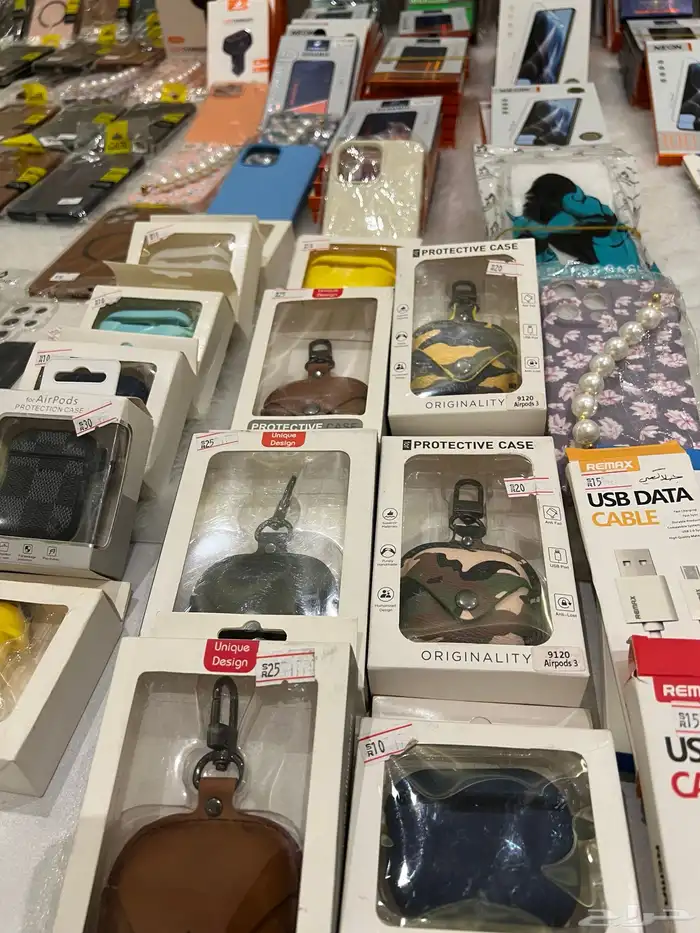 اكسسورارات جوالات وشواحن وكفرات جوالات واستئيكرات ضد الكسر 9