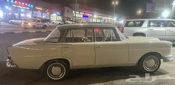 لعشاق النوادر مرسيدس كلاسيك 1961 خصوصي 19