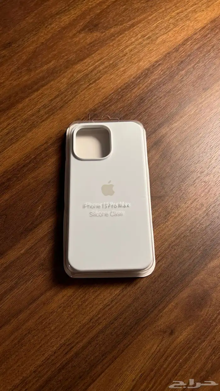 كفرات ايفون 15 سيلكون بشعار ابل طبق الاصل بجودة وسعر مميز 3