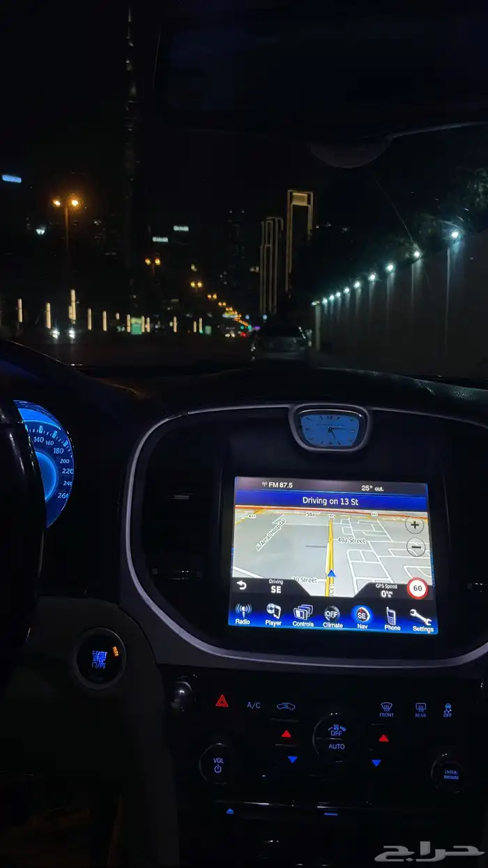 كرايسلر اسود بلاك ايدشن للبيع الحد 20 9