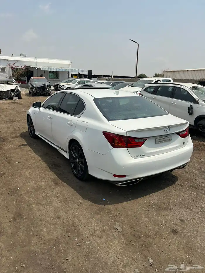 لكزس GS تشليح قطع غيار فقط 3