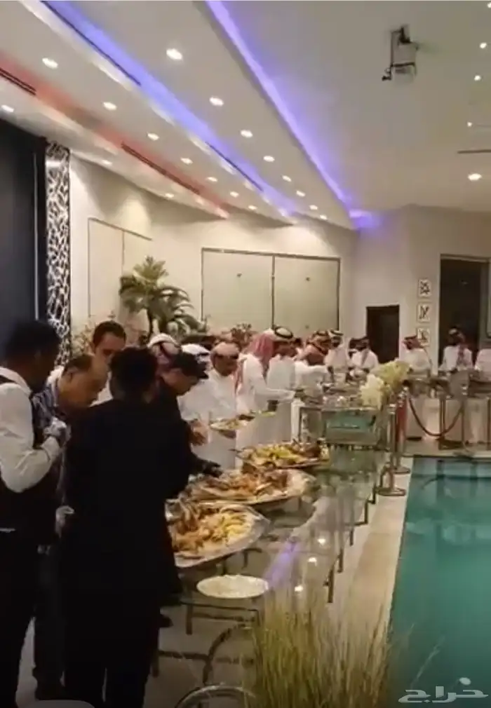اكل طعام وجبة فطور غداء عشاء بوفيه مفتوح 6