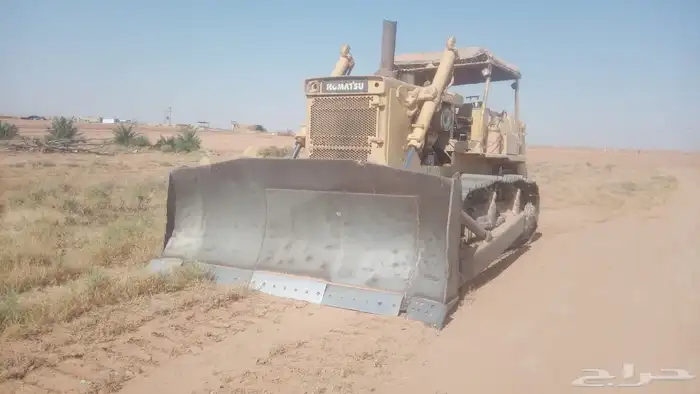 بلدوازر لإيجار 1
