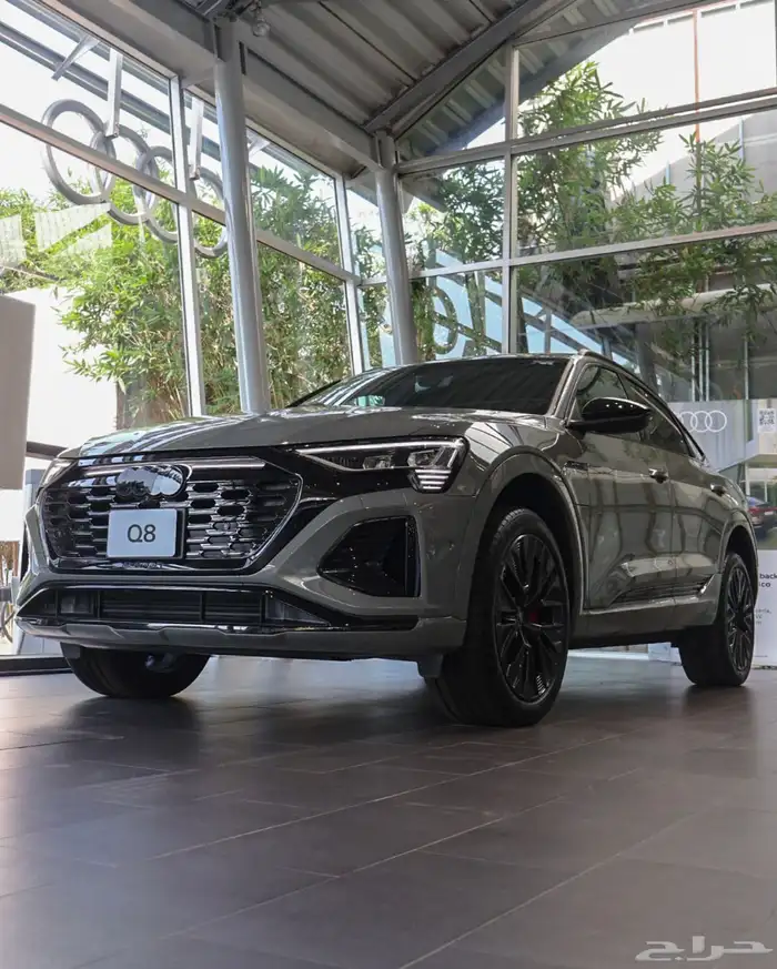 جنوط اودي Q8 مقاس 22 و21 موديل 2025 1