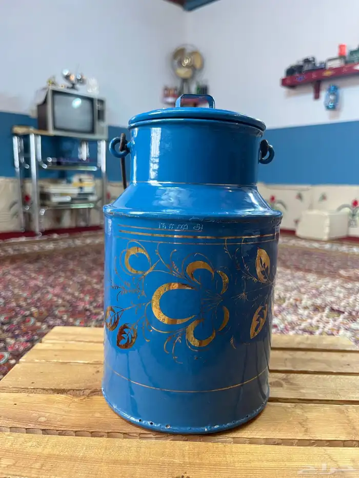 فازات وسطل صب ( غضار ) قديمة 2