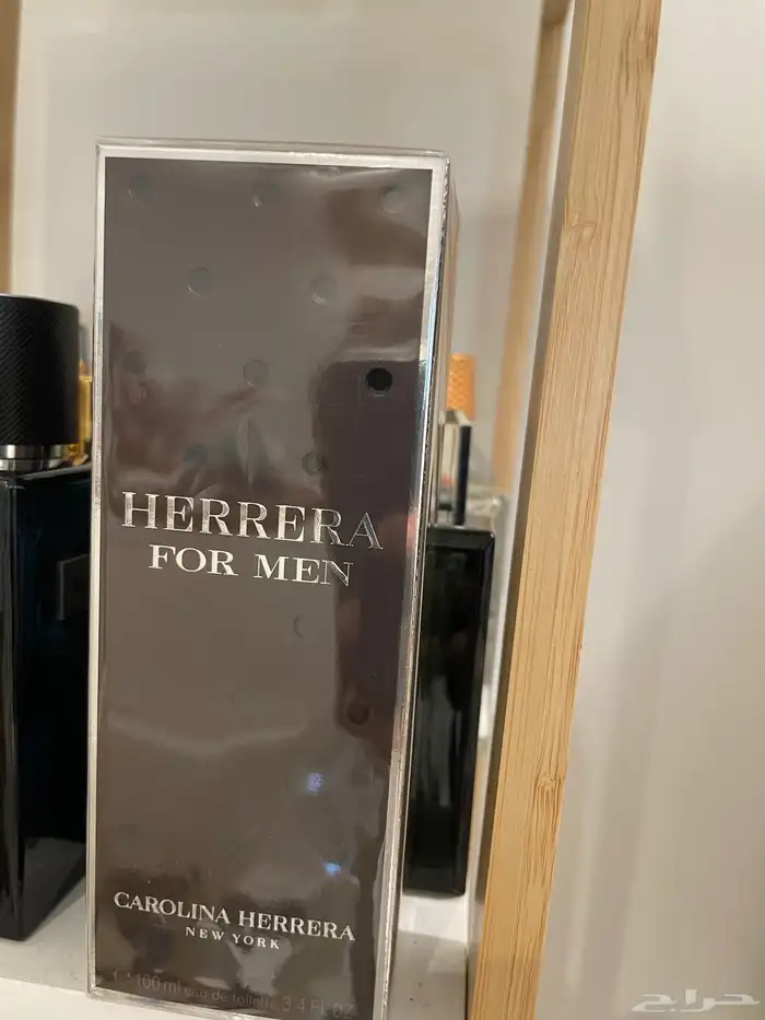 عطر جديد Carolina Herrer 0