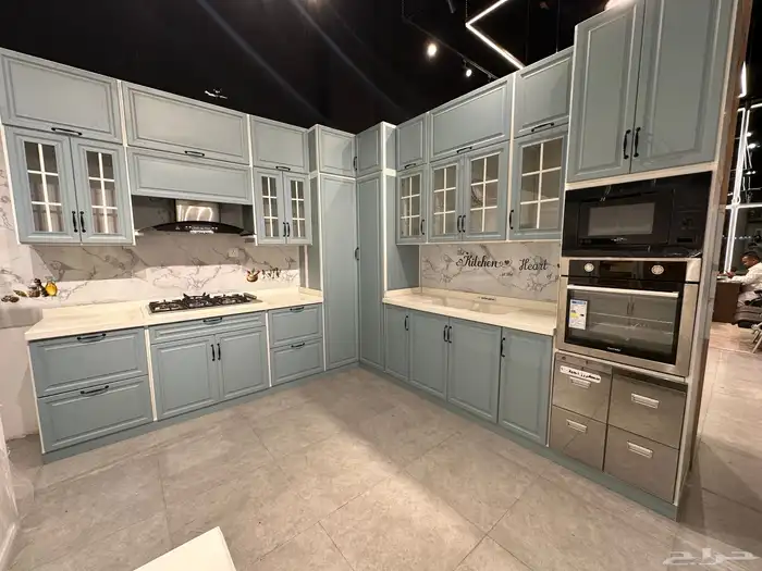 للبيع مطبخ جاهز عرض المحل 3