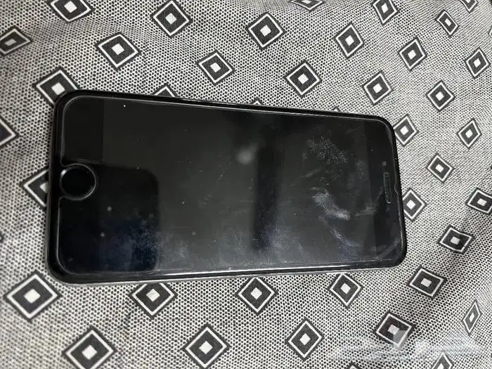 للبيع جوال ايفون 6s استخدام قطع غيار 0