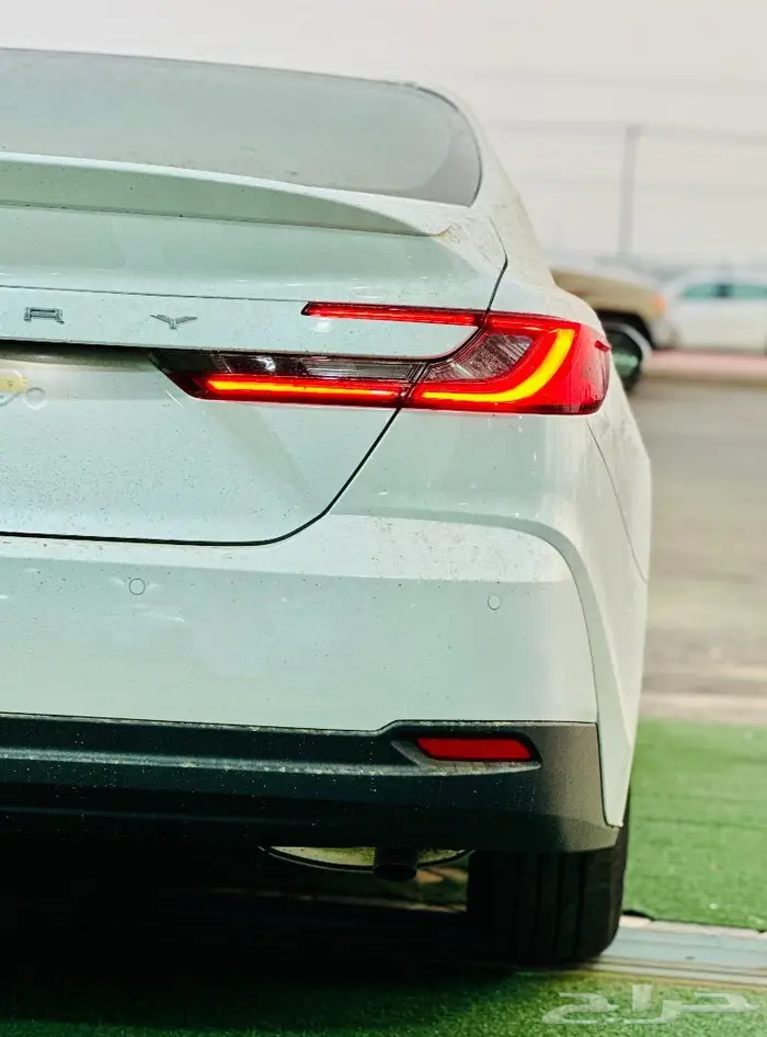 كامري ال اي بنزين نص فل فتحة سقف CAMRY LE 2025 7