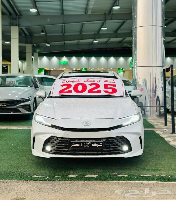 كامري ال اي بنزين نص فل فتحة سقف CAMRY LE 2025 6