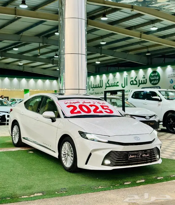 كامري ال اي بنزين نص فل فتحة سقف CAMRY LE 2025 5