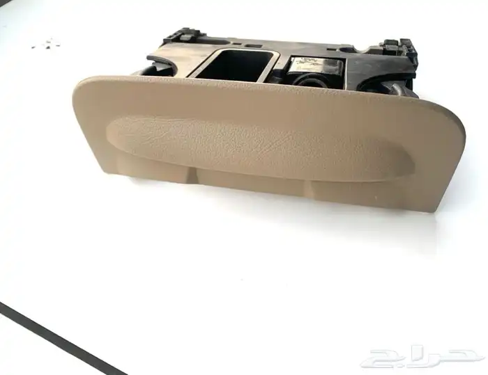 درج الاكواب فورد فكتوريا (تم البيع) 1