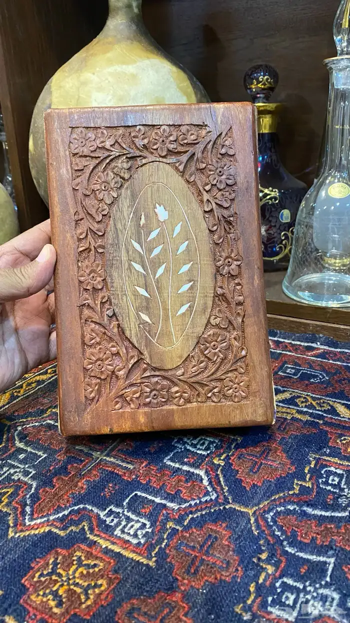صناديق صنع يدوي قديمة ومخزنه اكثر من عشرون عاما 1