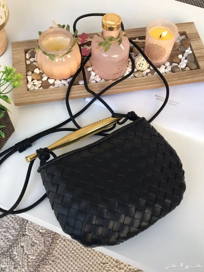 شنط وشوزات هاي كواليتي 44