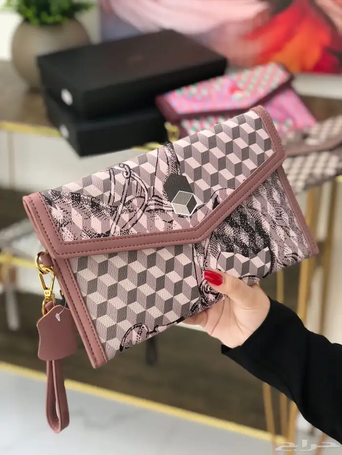 شنط وشوزات هاي كواليتي 17