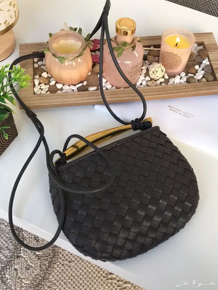 شنط وشوزات هاي كواليتي 43