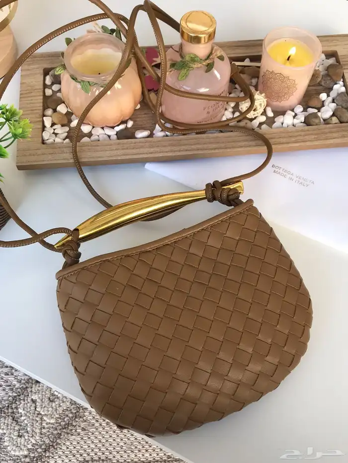 شنط وشوزات هاي كواليتي 46