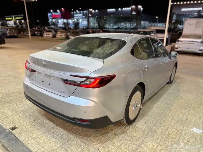 تويوتا كامري E-PLUS هايبرد 2025 4