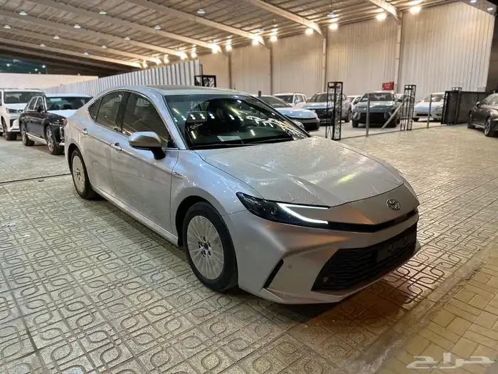 تويوتا كامري E-PLUS هايبرد 2025 2