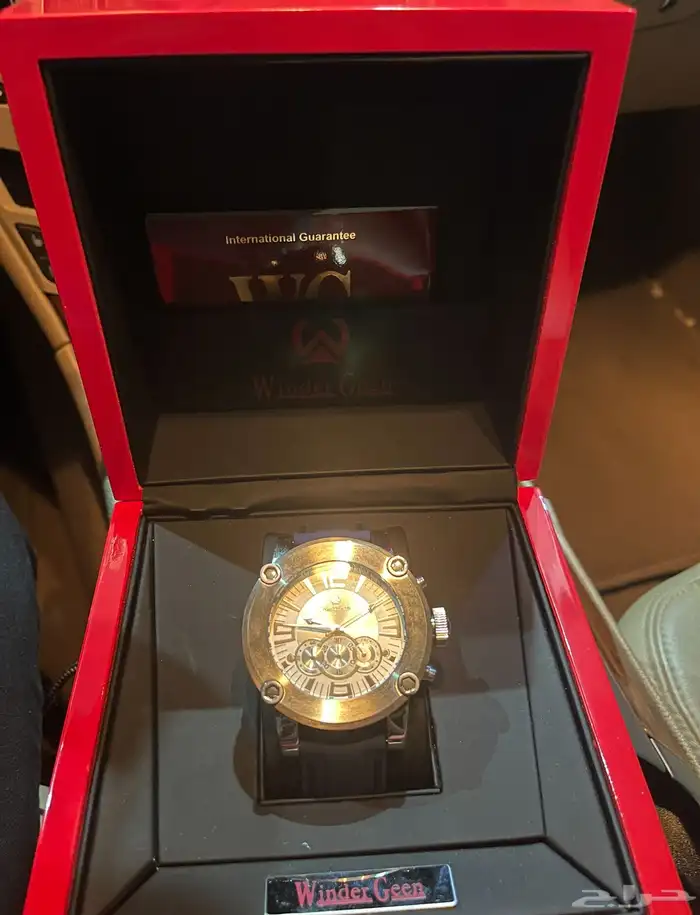 ساعة رجاليه winder geen 0