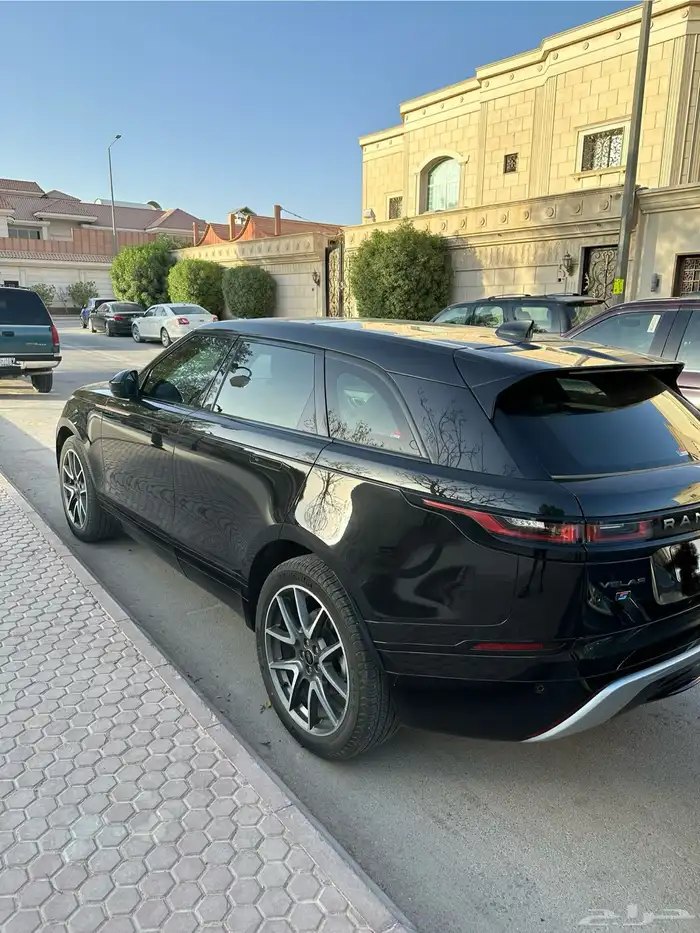لاند روفر رانج روفر فيلار بي 250 اس موديل 2023 8