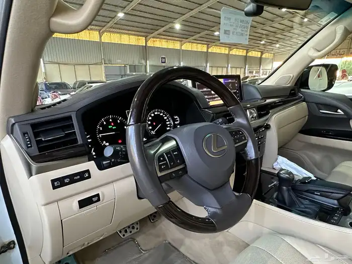 جيب لكزس م LX 2021 بحالة الوكالة تم البيع 26