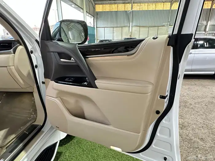 جيب لكزس م LX 2021 بحالة الوكالة تم البيع 62