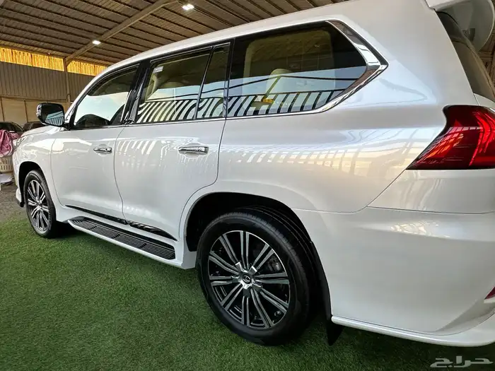 جيب لكزس م LX 2021 بحالة الوكالة تم البيع 19