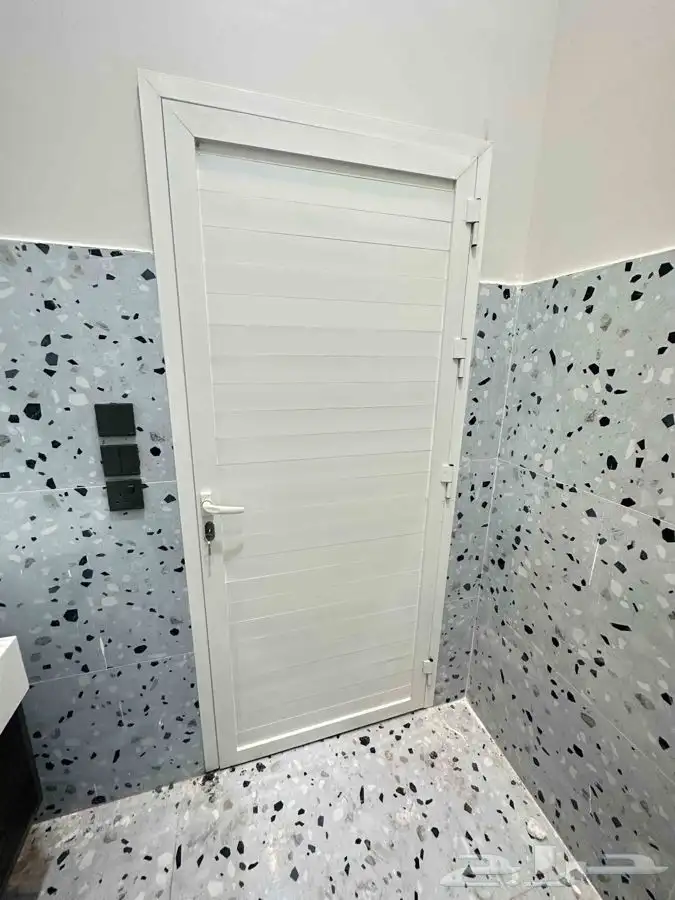 تركيب جميع قطاعات الالمنيوم والدرايش والشتر والاستلكشر 20