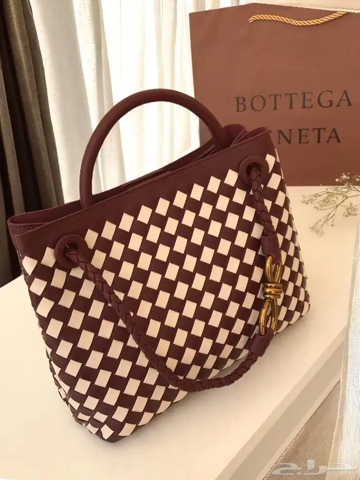 شنط وشوزات هاي كواليتي 30