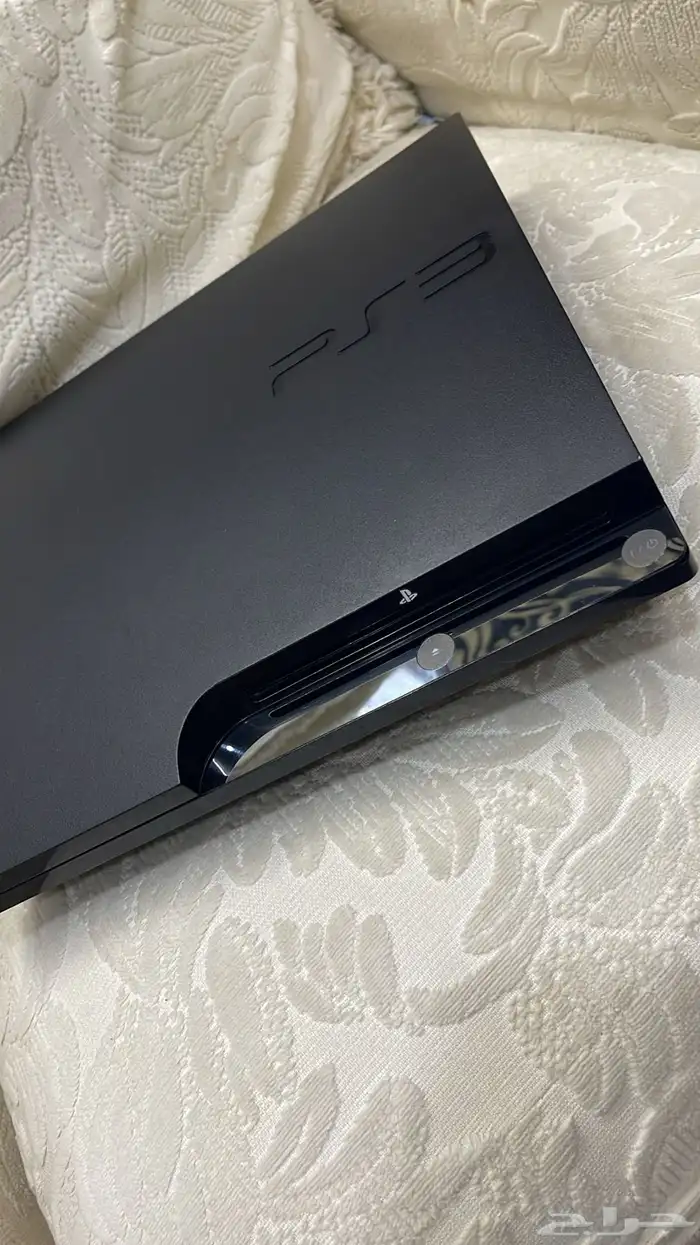 للبيع سوني 3 مهكر فيه 3000 لاف لعبه سوني1و2و3 منوعه نظيف 3