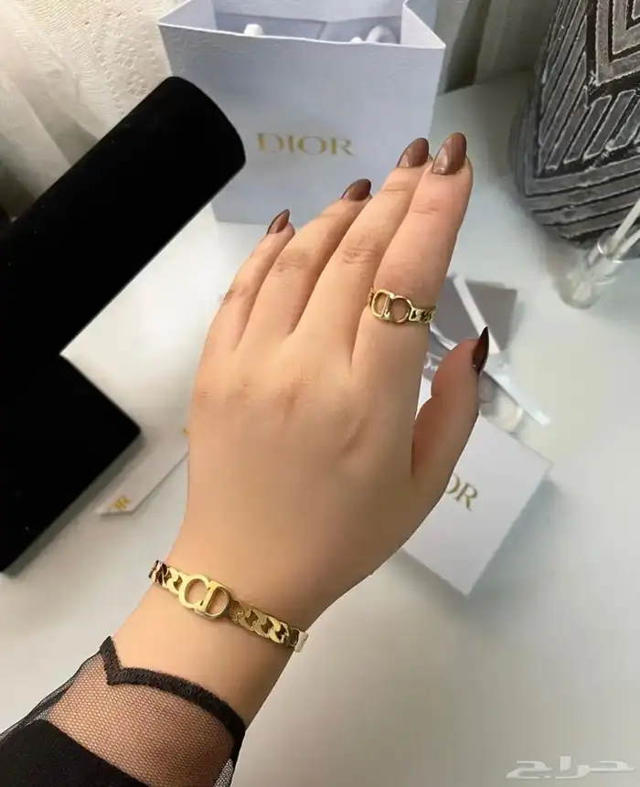 طقم ماركة اسواره وخاتم درجه اولى توصيل لجميع المناطق 4