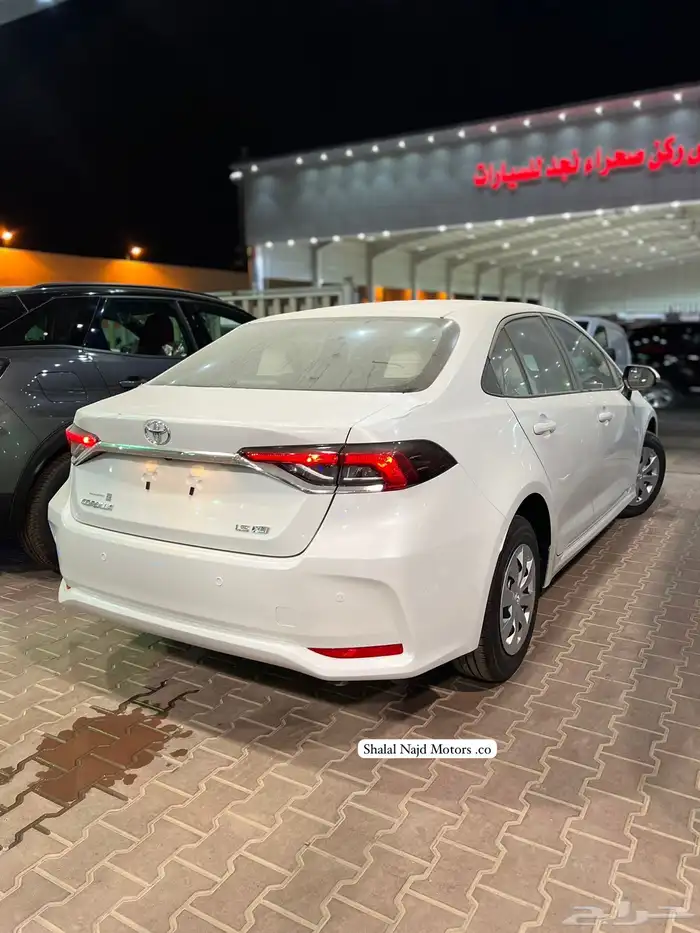 تويوتا كورولا 2025 ب1.190 شهريا عملاء بنك الانماء 1