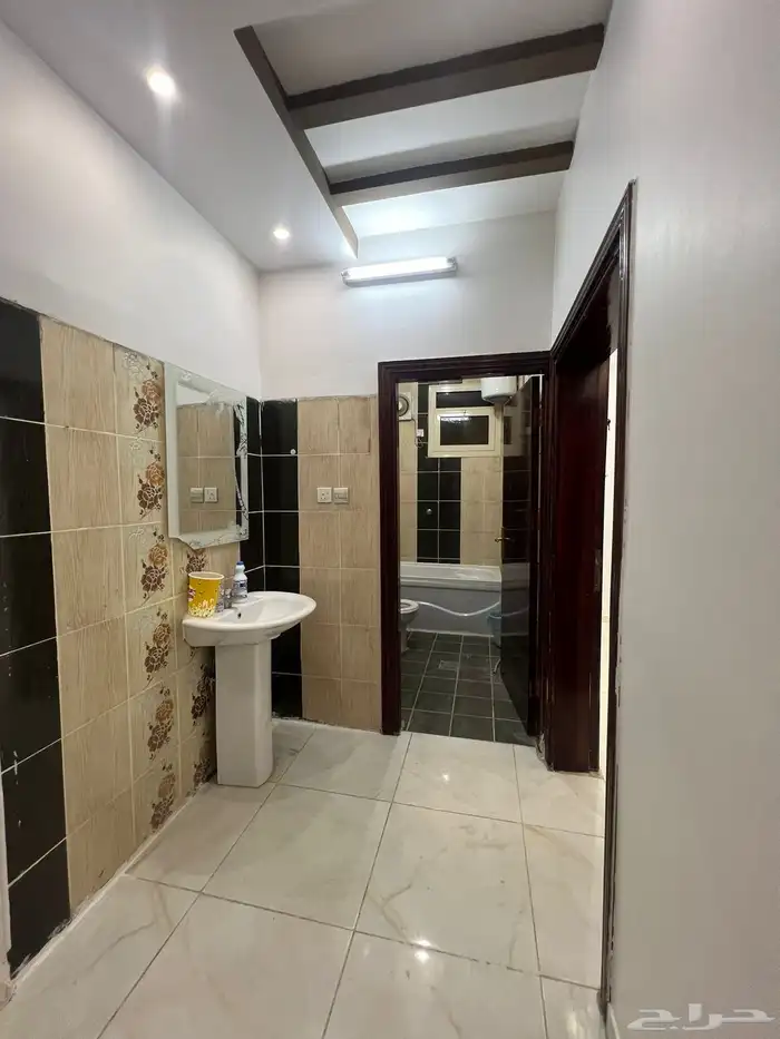 شقة للأجار في مخطط طيبة حي الظاهرة 4