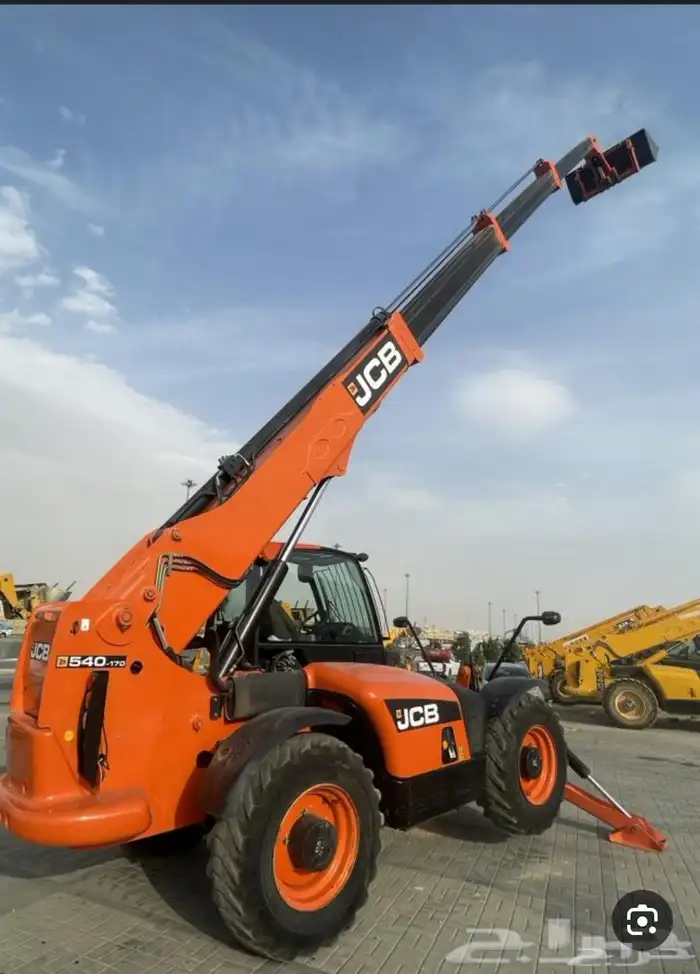 إيجار رافعات شوكيه وسيزر لفت ومان لفت 6