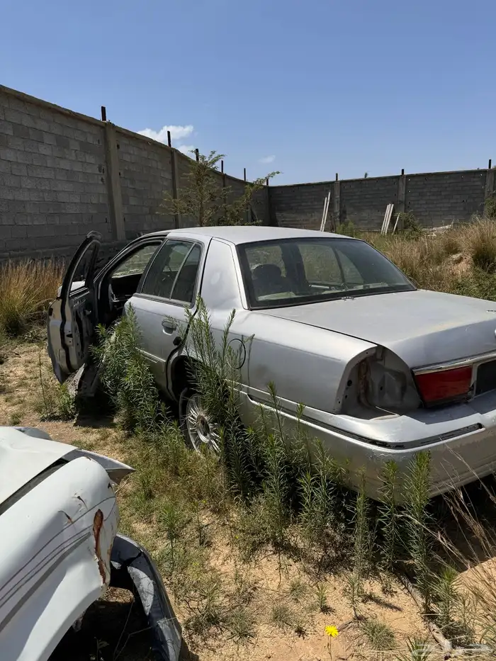 فورد تشليح قطع غيار 14