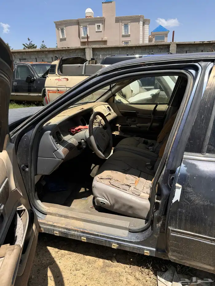 فورد تشليح قطع غيار 19